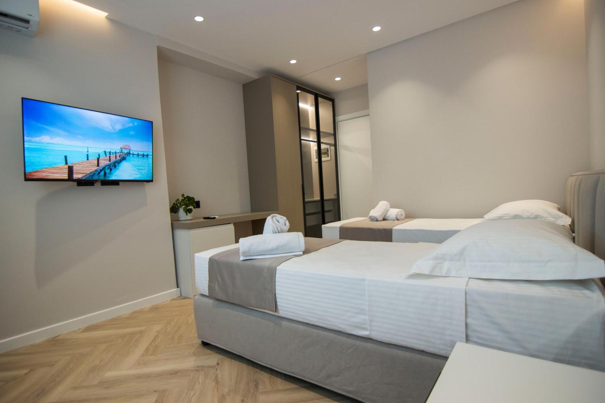 טיראנה Mina Luxury Rooms מראה חיצוני תמונה